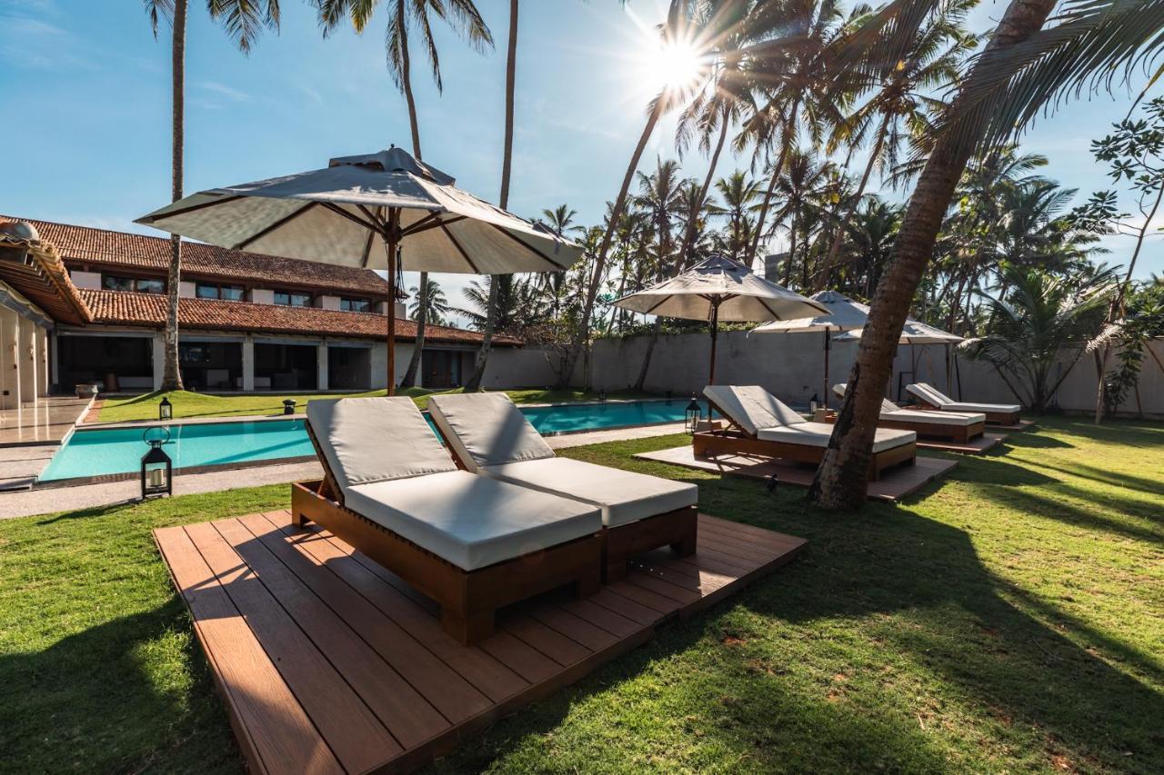 Villa Thamburu, ベントータ エクステリア 写真