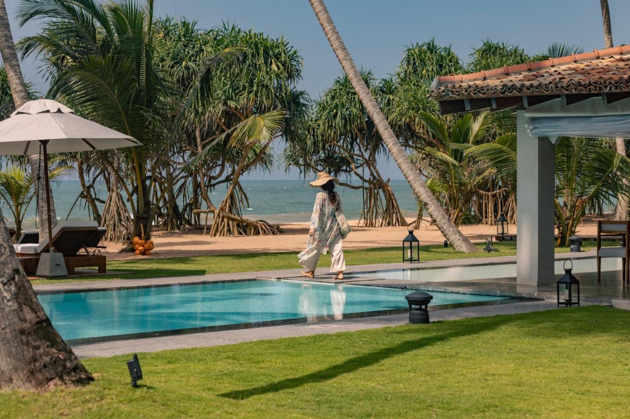 Villa Thamburu, ベントータ エクステリア 写真
