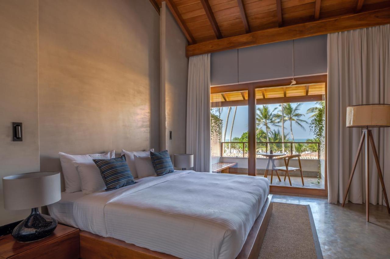 Villa Thamburu, ベントータ エクステリア 写真